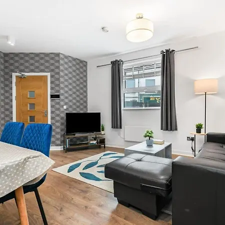 Spacious 1 Bedroom Apartment In Central Woking Exterior photo