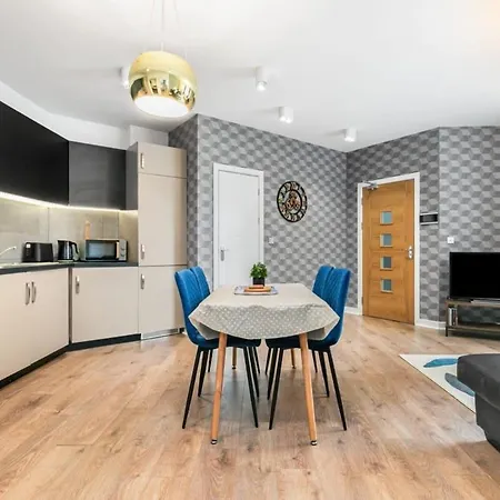 Spacious 1 Bedroom Apartment In Central Woking Exterior photo