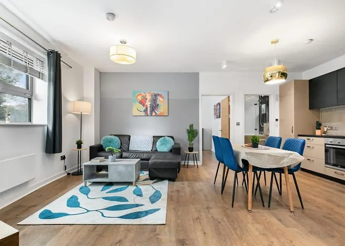 Spacious 1 Bedroom Apartment In Central Woking